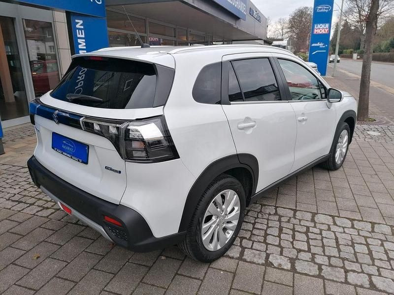 Gebraucht Suzuki SX4 Comfort 110 PS (80 kW) 2025 Weiß SUV