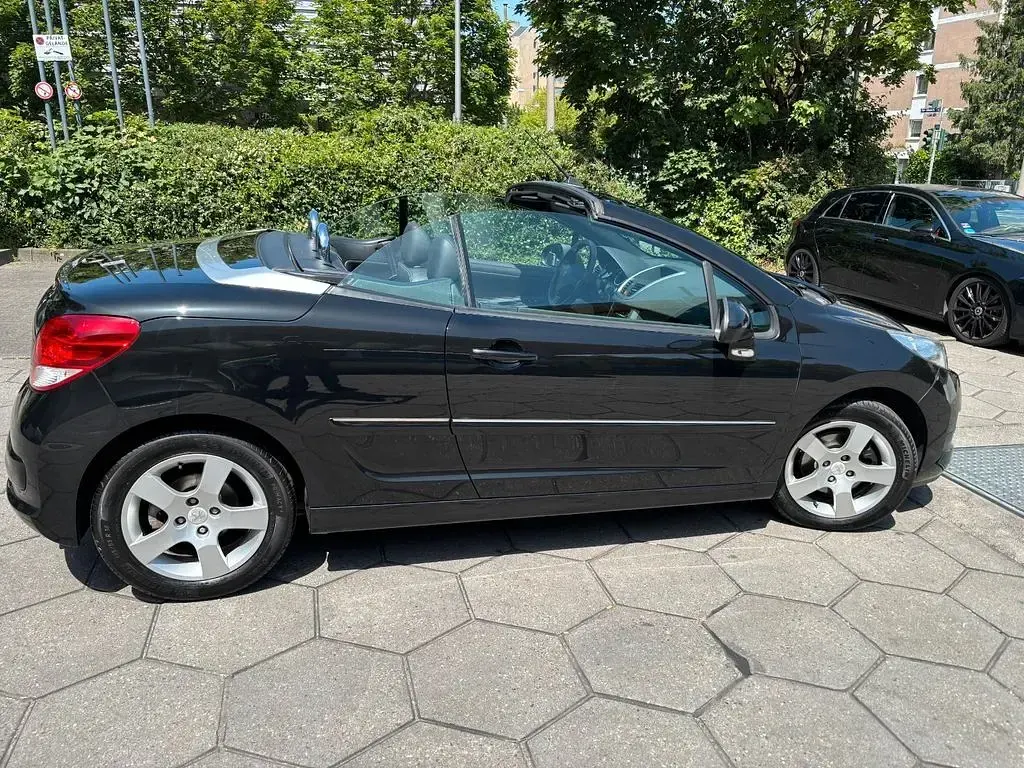 Gebraucht Peugeot 207 CC 156 PS (114 kW) 2012 Schwarz Cabrio