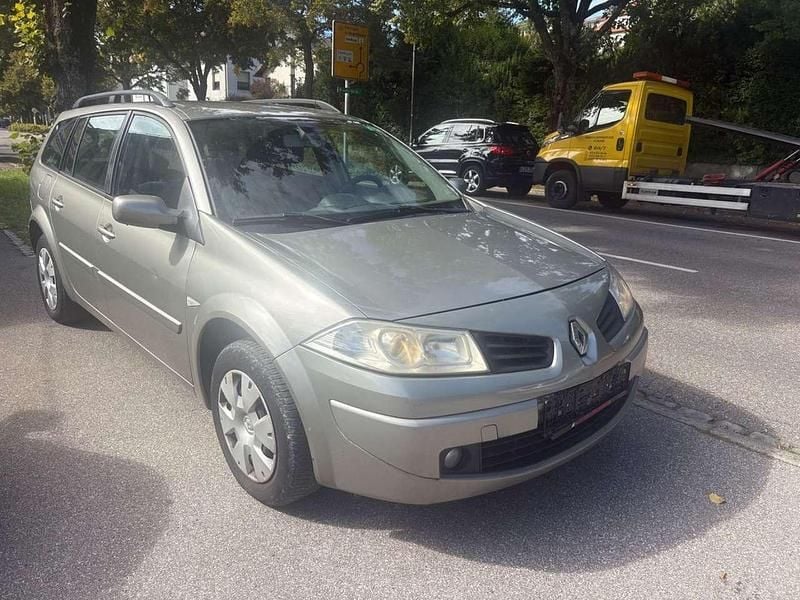 Gebraucht Renault Mégane GrandTour Avantage 111 PS (81 kW) 2008 Beige grey Kombi