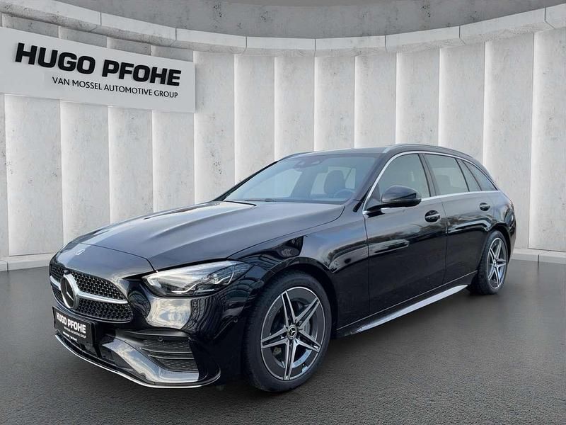 Obsidianschwarz metalliclack Gebraucht 2025 Mercedes C300 AMG line Kombi | 46.450 € (Fairer Preis) - Bild 1/4
