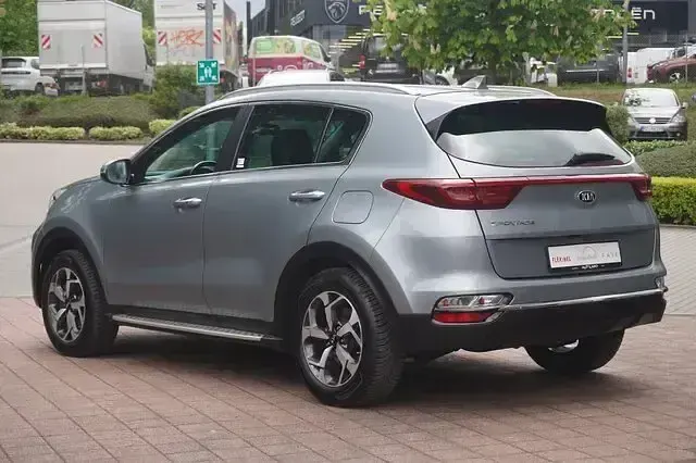 Gebraucht Kia Sportage DREAM-TEAM Edition 132 PS (97 kW) 2020 Silber SUV