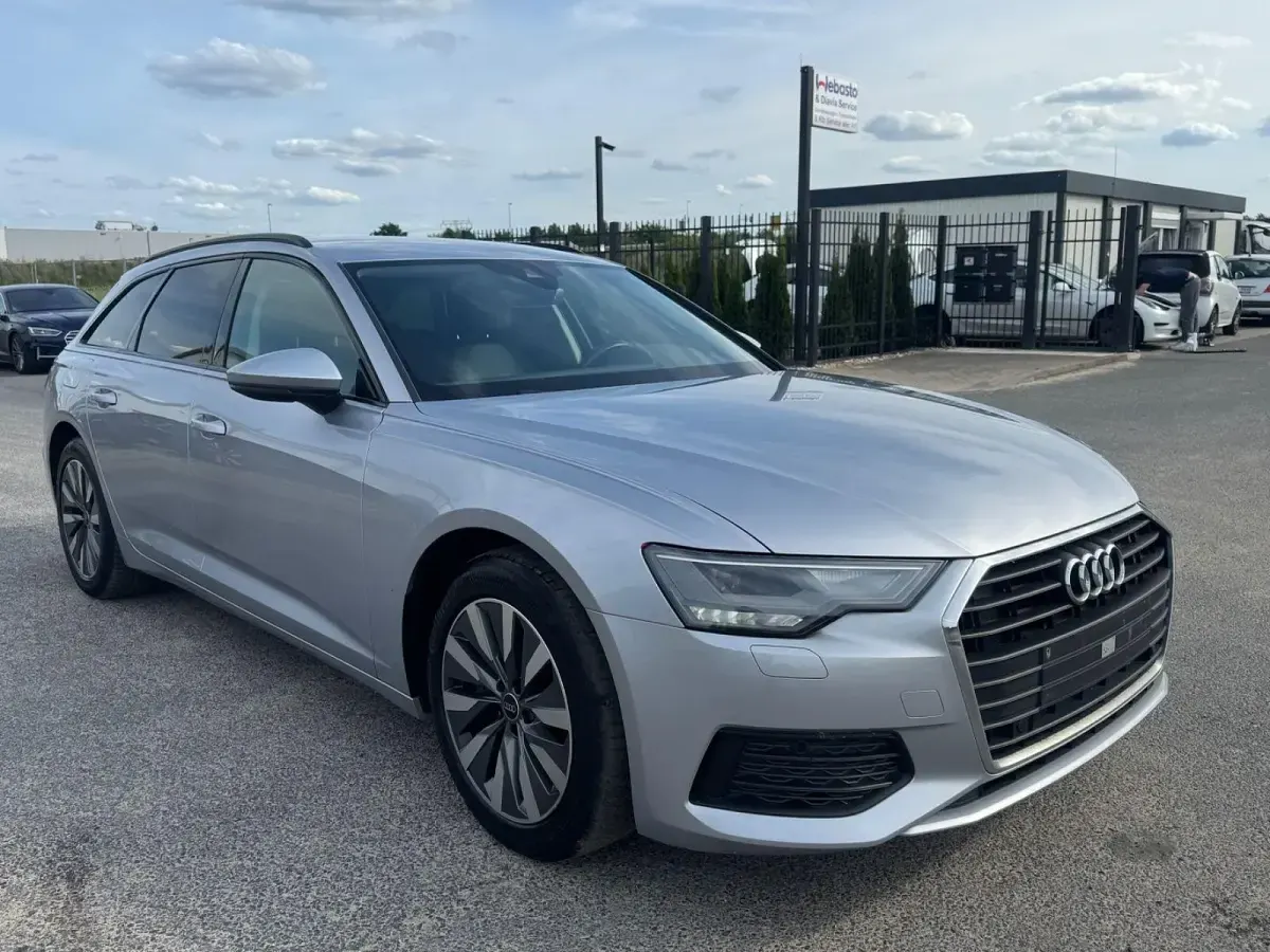 Gebraucht Audi A6 Ambiente 163 PS (119 kW) 2022 Silber Kombi