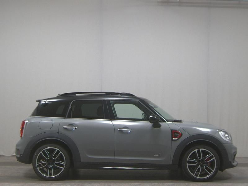 Grau Gebraucht 2018 Mini Cooper Countryman SUV | 24.480 € - Bild 1/4