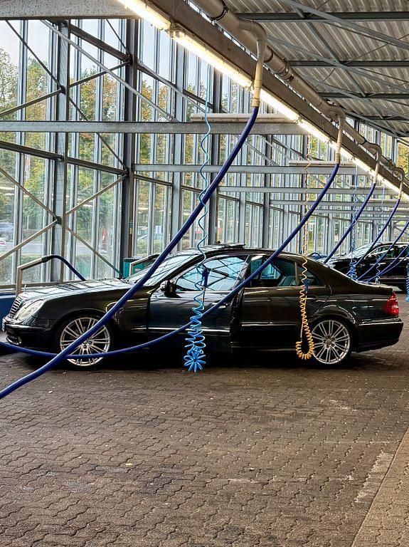 Gebraucht Mercedes E320 Avantgarde 204 PS (150 kW) 2003 Grau Limousine