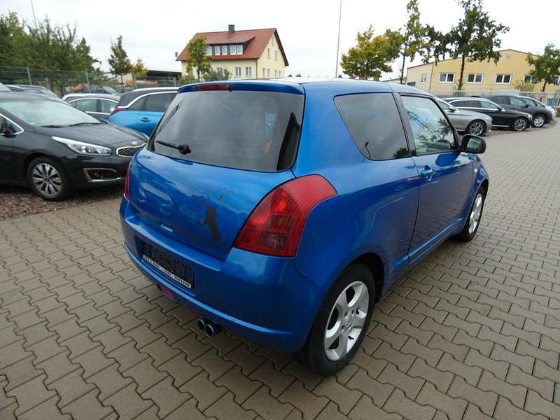 Gebraucht Suzuki Swift Comfort 92 PS (67 kW) 2008 Blau Kleinwagen