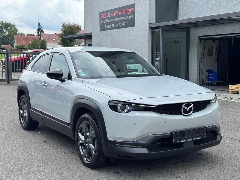 Weiß Gebraucht 2021 Mazda MX30 Ad'Vantage SUV | 13.990 € (Guter Preis) - Bild 1/4