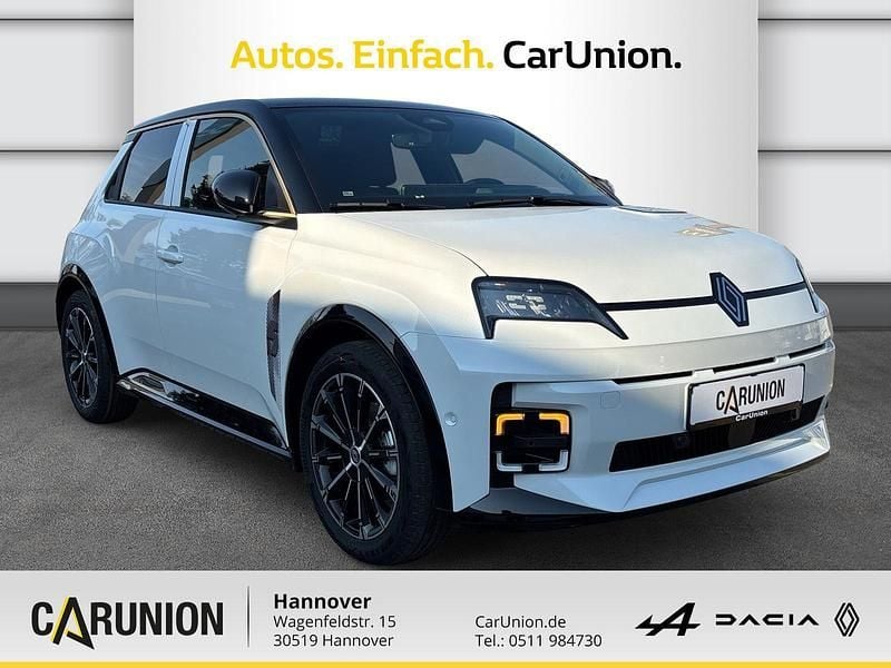 Używany Renault 5 E-Tech Iconic 77 kW (106 KM) 2026 Czarny Sedan/Limuzyna