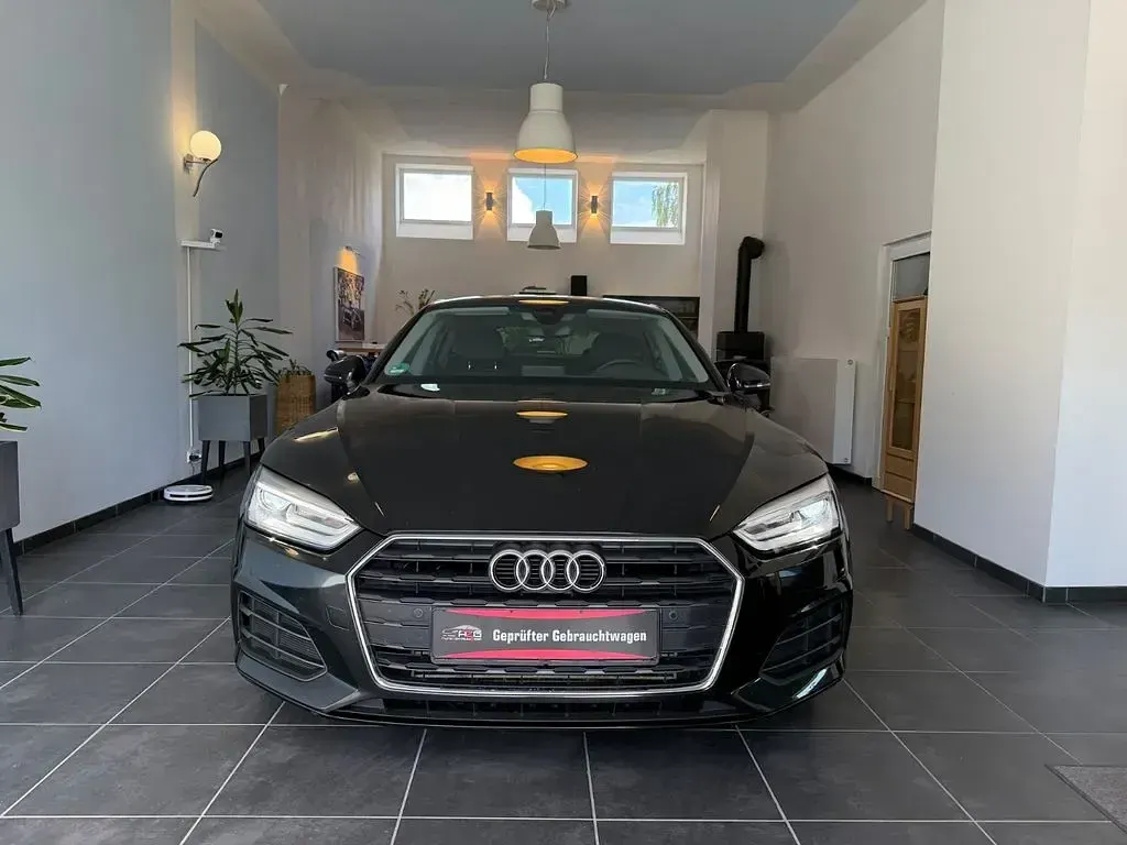 Gebraucht Audi A5 Sportback 190 PS (139 kW) 2017 Schwarz Kleinwagen