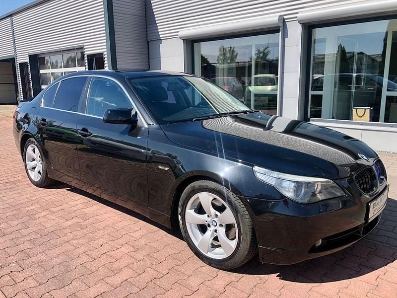 Gebraucht BMW 523 Advantage 177 PS (130 kW) 2006 Black sapphire metallic (metallic) Limousine