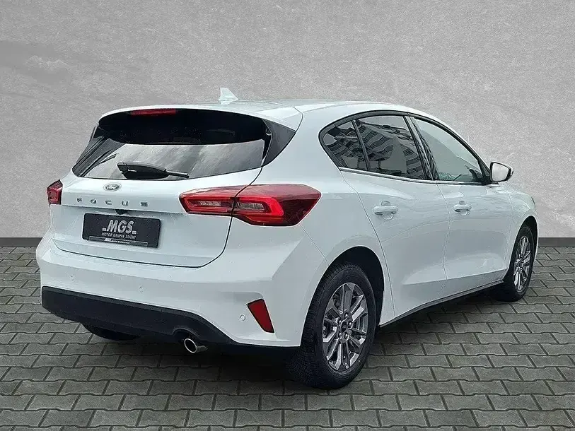 Nowe Ford Focus Titanium 155 KM (114 kW) 2026 Biały Sedan/Limuzyna