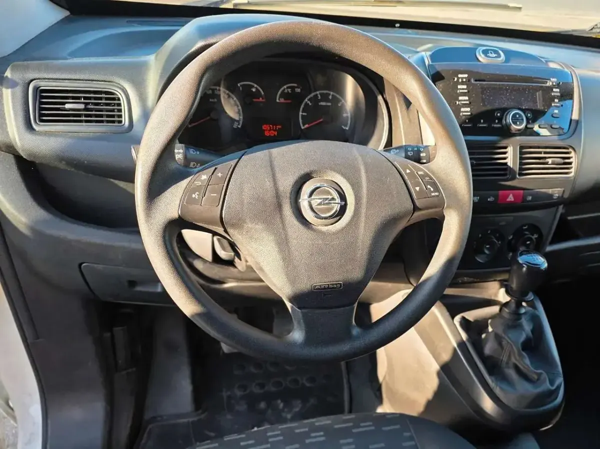 Gebraucht Opel Combo 105 PS (77 kW) 2015 Weiß Van / Kleinbus