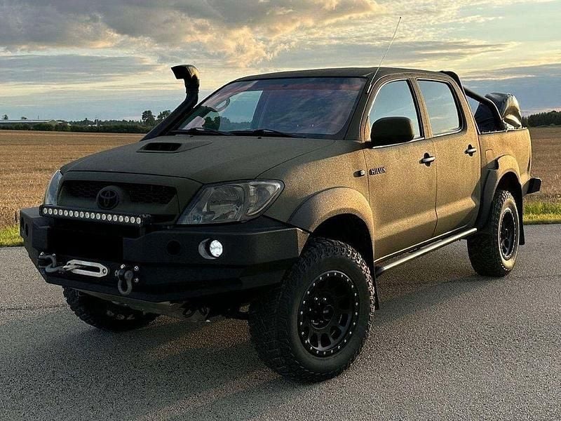 Grün Gebraucht 2010 Toyota HiLux Abholung | 16.500 € (Fairer Preis) - Bild 1/4