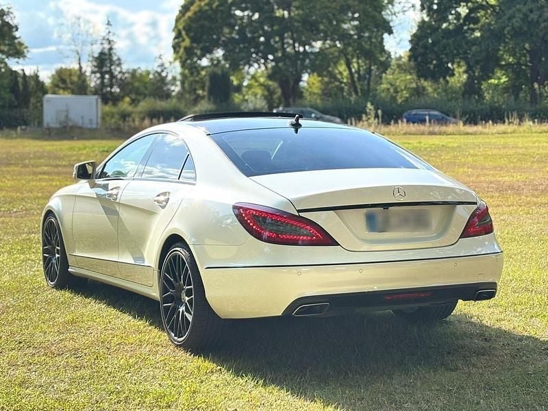 Gebraucht Mercedes CLS350 265 PS (194 kW) 2013 Weiß Limousine