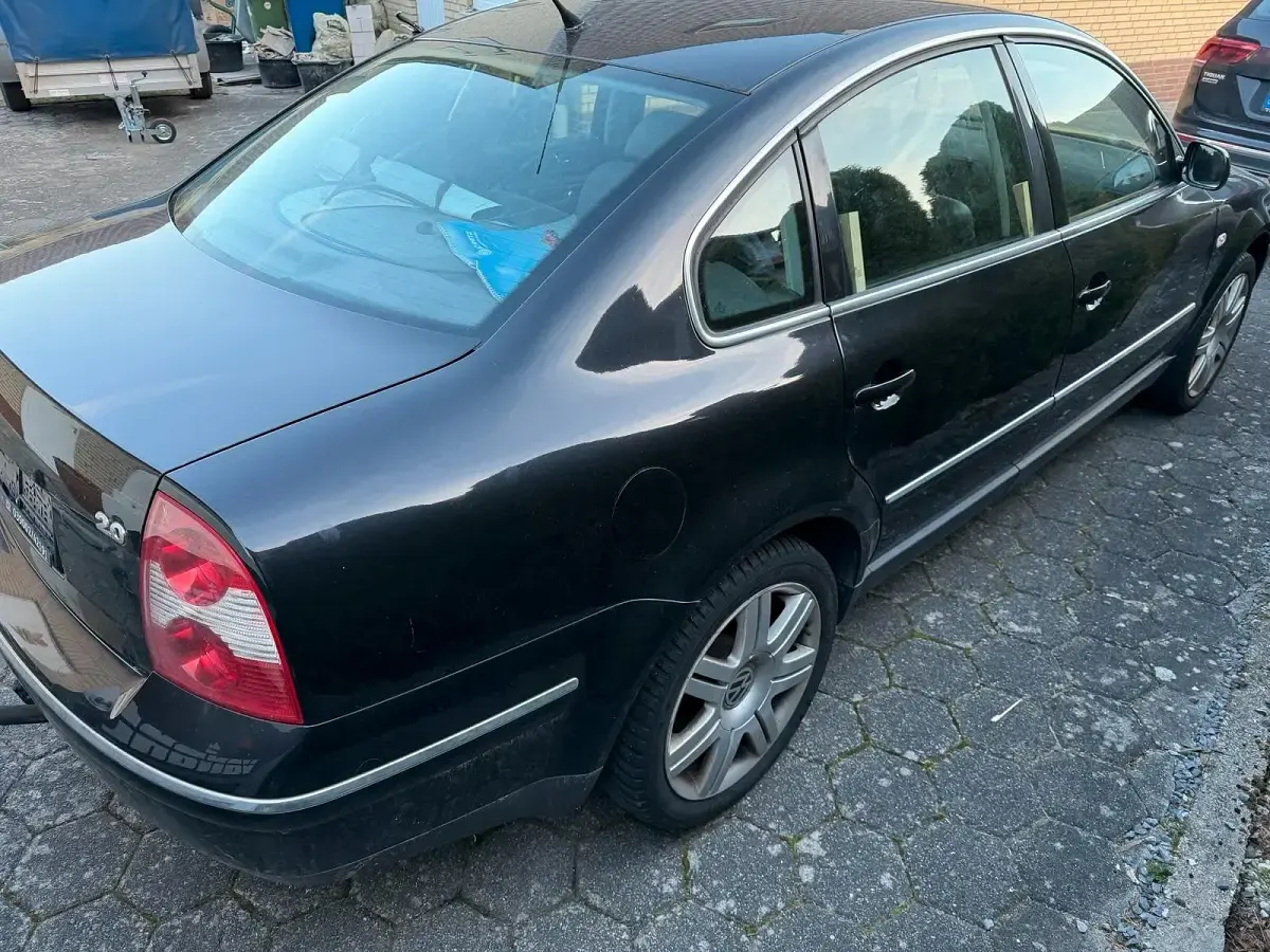 Gebraucht VW Passat 130 PS (95 kW) 2002 Schwarz Limousine
