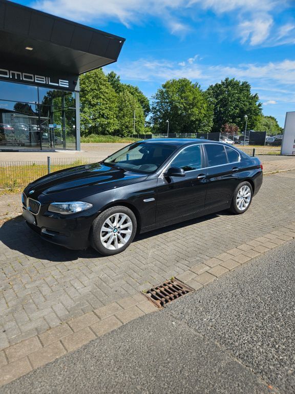 Schwarz Gebraucht 2015 BMW 530 Sport Line Limousine | 15.300 € (Fairer Preis) - Bild 1/4