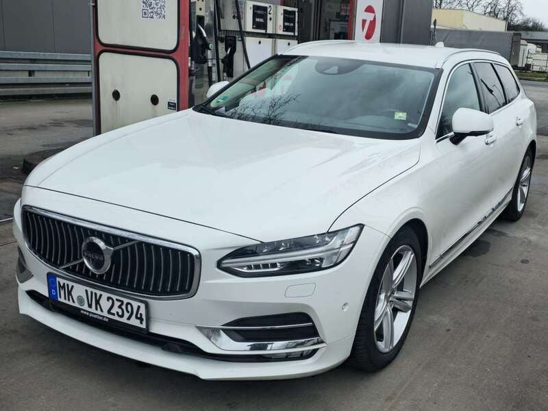 Weiß Gebraucht 2019 Volvo V90 Inscription Kombi | 23.000 € (Fairer Preis) - Bild 1/4