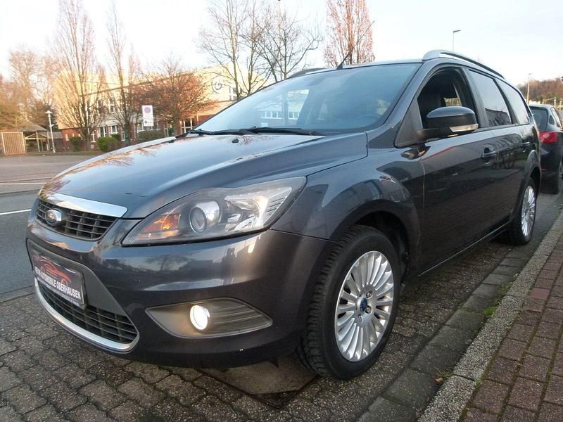 Gebraucht Ford Focus Titanium 125 PS (91 kW) 2008 Grau Limousine