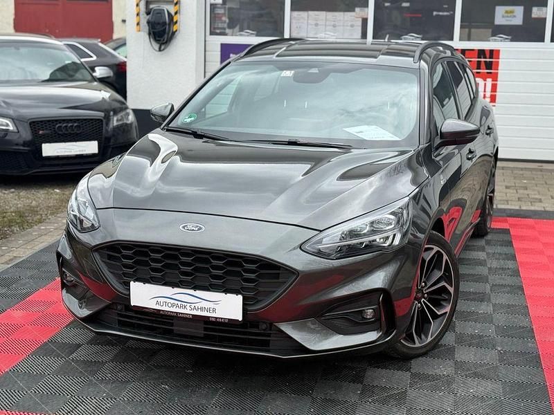 Gebraucht Ford Focus ST-Line 182 PS (133 kW) 2019 Grau Kombi