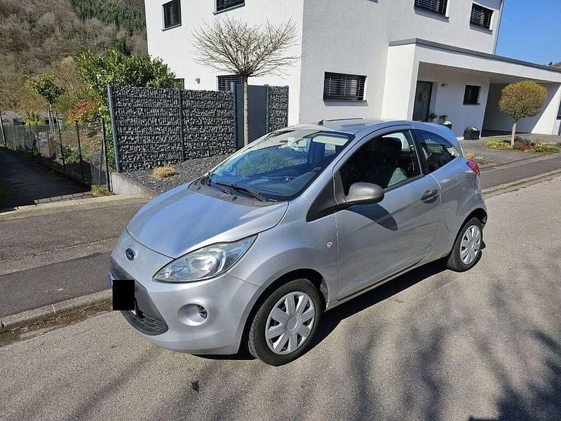Gebraucht Ford Ka Trend 69 PS (50 kW) 2010 Silber Kleinwagen
