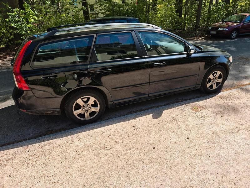 Gebraucht Volvo V50 125 PS (91 kW) 2008 Schwarz Kombi