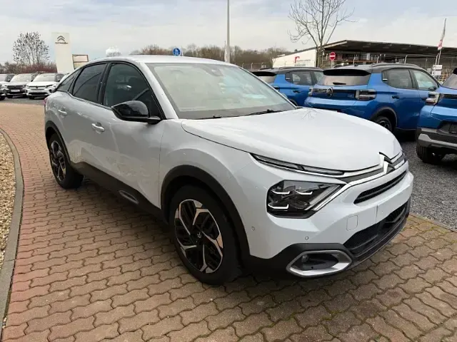 Gebraucht Citroën C4 PureTech 131 PS (96 kW) 2024 Weiss Kleinwagen