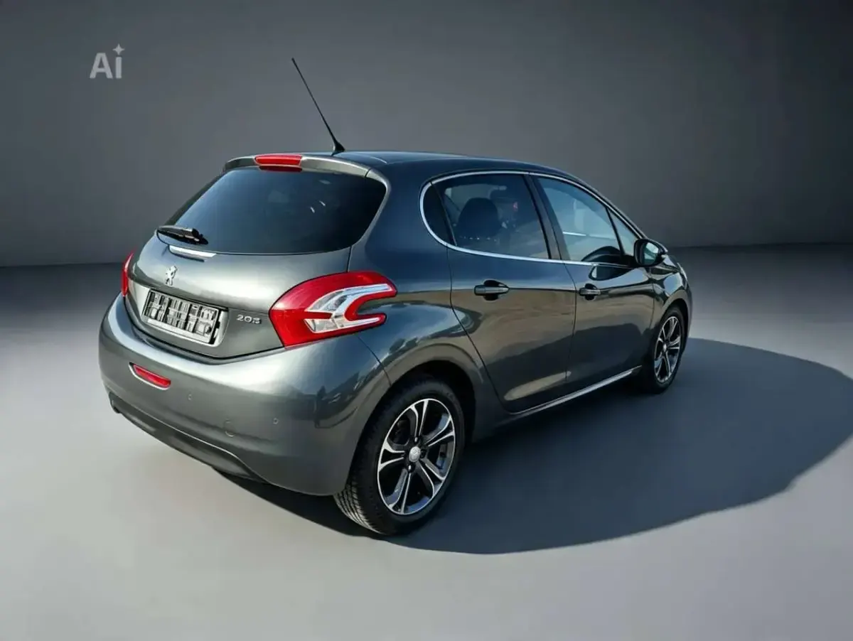 Gebraucht Peugeot 208 120 PS (88 kW) 2013 Lack grau shark Kleinwagen