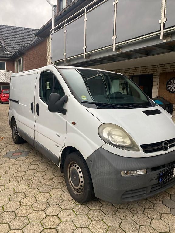 Weiß Gebraucht 2004 Opel Vivaro Van | 3.999 € (Fairer Preis) - Bild 1/4