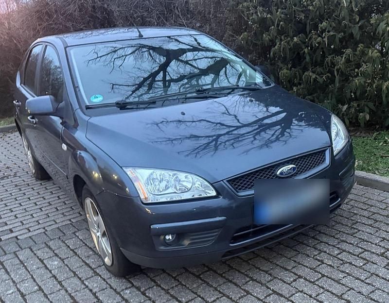 Gebraucht Ford Focus 126 PS (92 kW) 2007 Grau Coupé
