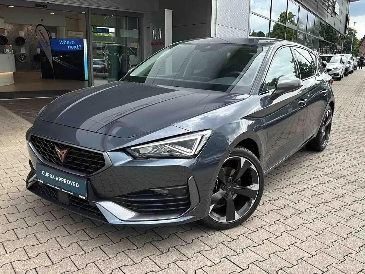 Gebraucht Cupra Leon 150 PS (110 kW) 2024 Magnetic grau metallic Limousine