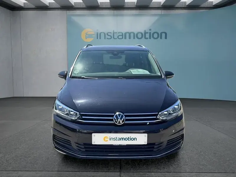 Gebraucht VW Touran 150 PS (110 kW) 2023 Schwarz Van / Kleinbus