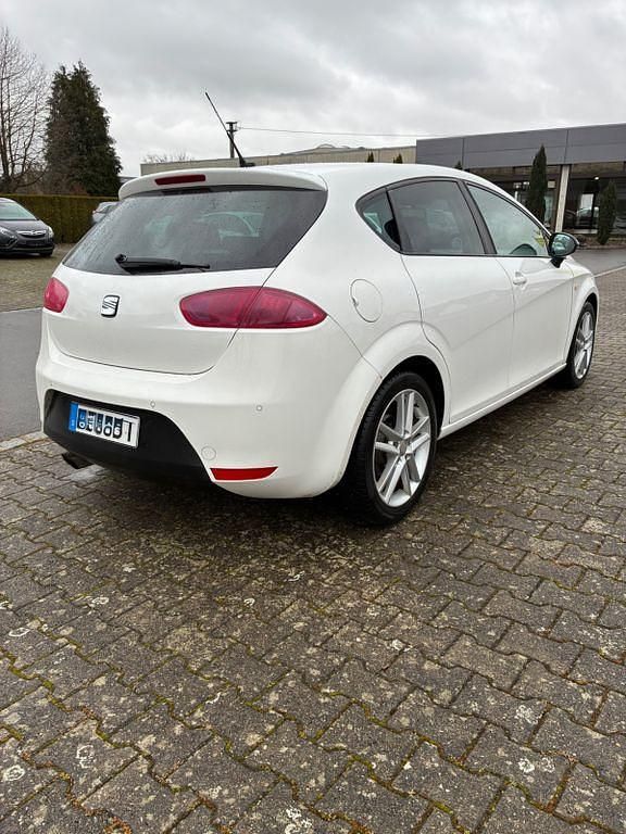 Gebraucht Seat Leon FR 140 PS (102 kW) 2011 Weiß Kleinwagen