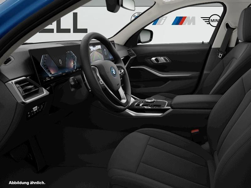 Gebraucht BMW 320e 163 PS (119 kW) 2022 Blau Kombi