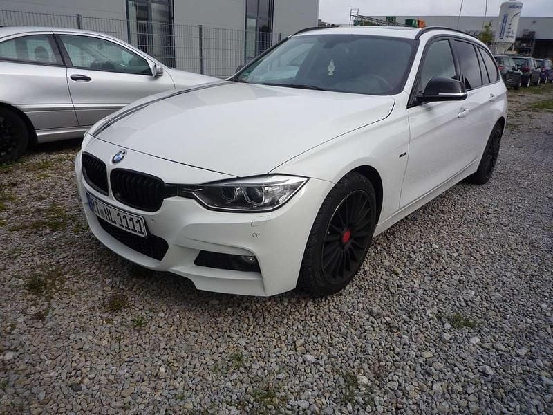 Alpinweiss 3 Gebraucht 2014 BMW 318 Kombi | 8.999 € (Superpreis) - Bild 1/4