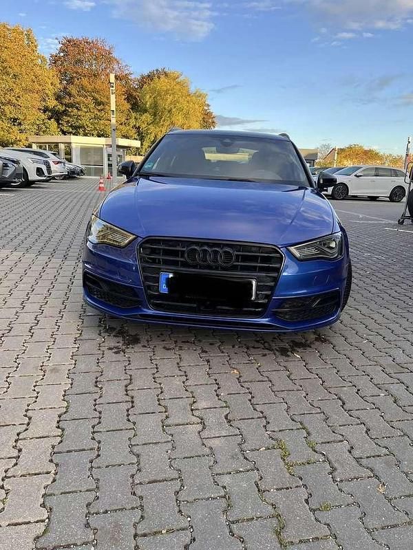 Blau Gebraucht 2016 Audi A3 S-Line Kleinwagen | 19.490 € (Fairer Preis) - Bild 1/4