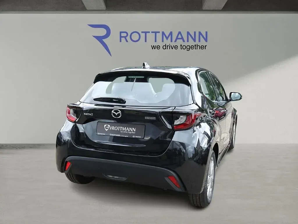 Nowe Mazda 2 Exclusive-Line 116 KM (85 kW) 2025 Czarny Sedan/Limuzyna