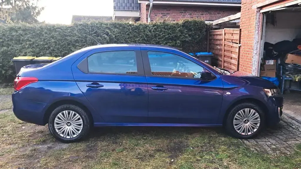 Gebraucht Citroën C-Elysee I PureTech 82 PS (60 kW) 2019 Blau Limousine