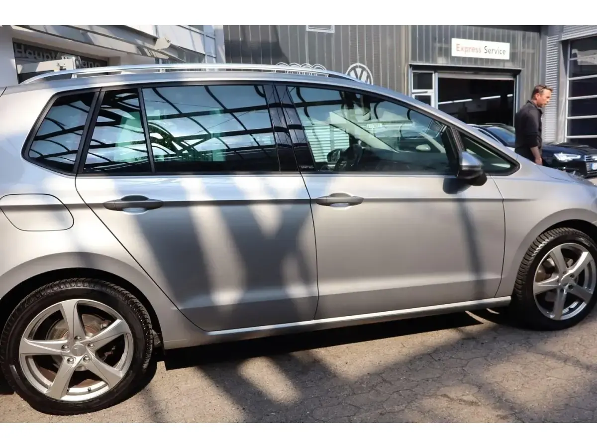 Gebraucht VW Golf United 131 PS (96 kW) 2020 Silber Van / Kleinbus