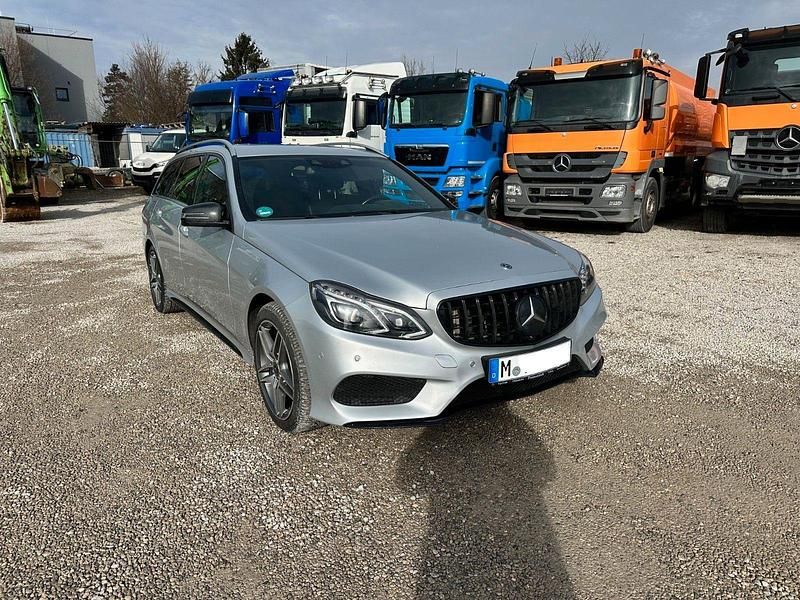 Gebraucht Mercedes E350 Avantgarde 252 PS (185 kW) 2014 Silber Kombi