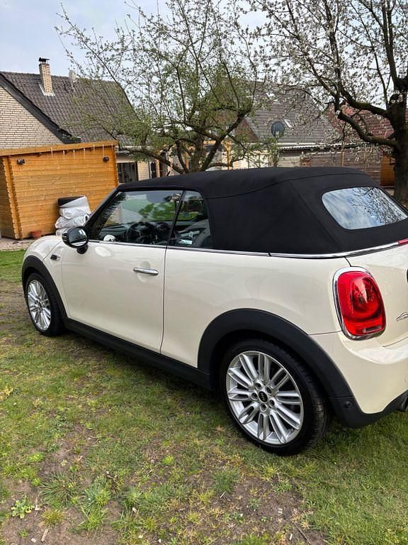 Second-hand Mini Cooper 136 CP (100 kW) 2017 Alb Hatchback