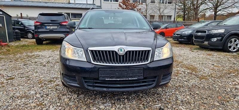 Gebraucht Skoda Octavia 122 PS (89 kW) 2011 Schwarz Kombi