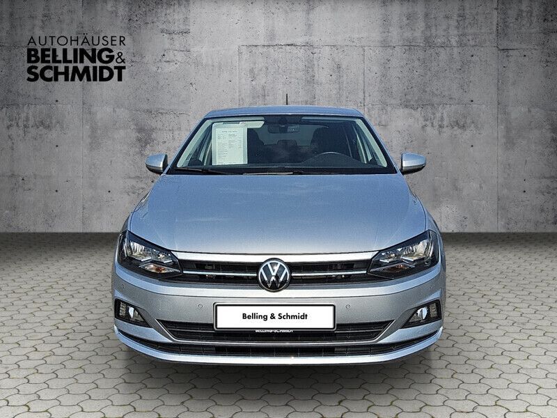 Gebraucht VW Polo Highline 110 PS (80 kW) 2021 Reflexsilber (metallic) Limousine