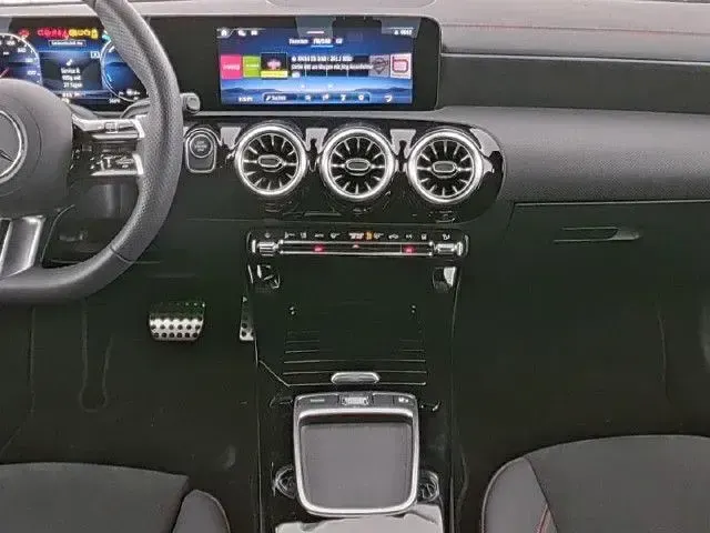 Gebraucht Mercedes CLA250e 218 PS (160 kW) 2024 Coupé