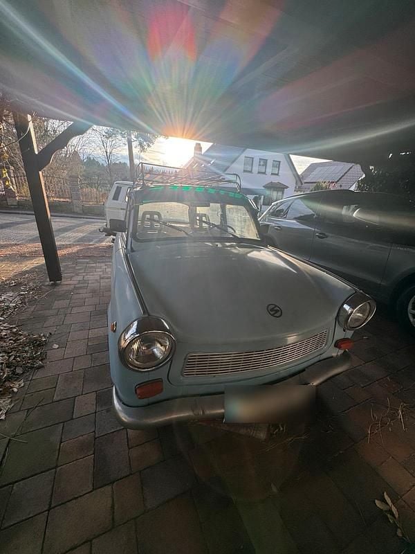 Blau Gebraucht 1988 Trabant 601 Kombi | 4.800 € - Bild 1/4