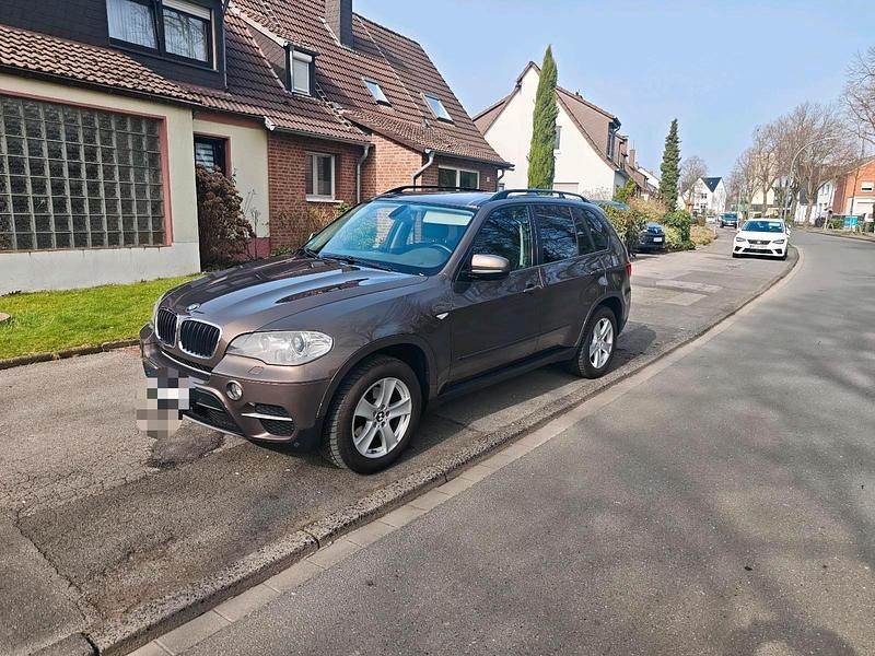 Gebraucht BMW X5 248 PS (182 kW) 2011 Braun SUV