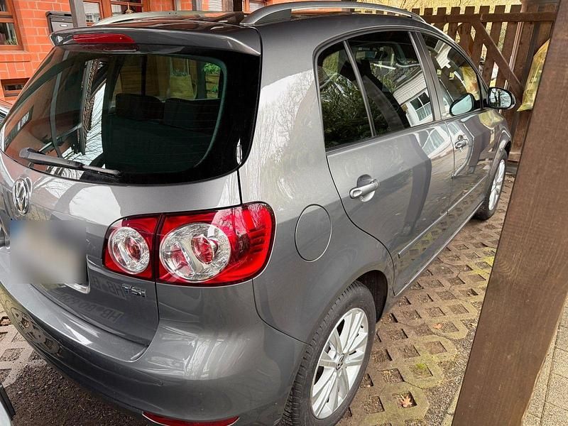 Gebraucht VW Golf VII Style 105 PS (77 kW) 2012 Grau Kombi