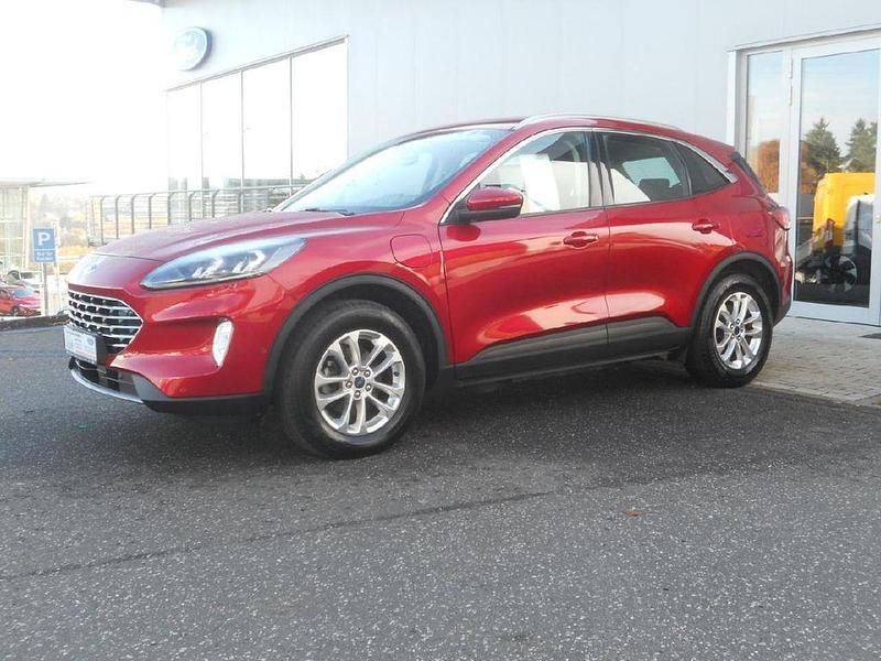 Gebraucht Ford Kuga Titanium 224 PS (164 kW) 2021 Lucidrot metallic SUV