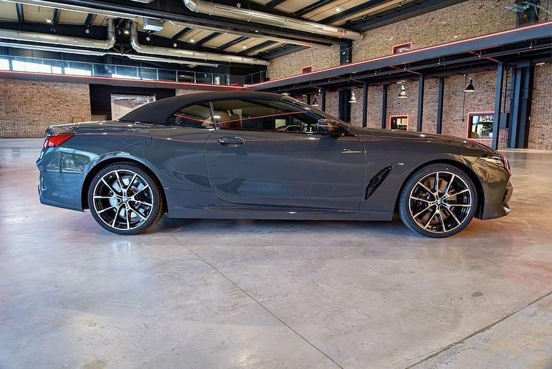 Gebraucht BMW 840 Performance 333 PS (244 kW) 2025 Grau Coupé