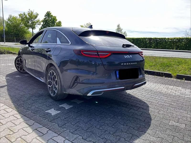 Gebraucht Kia ProCeed GT-Line 140 PS (102 kW) 2024 Grau Kombi