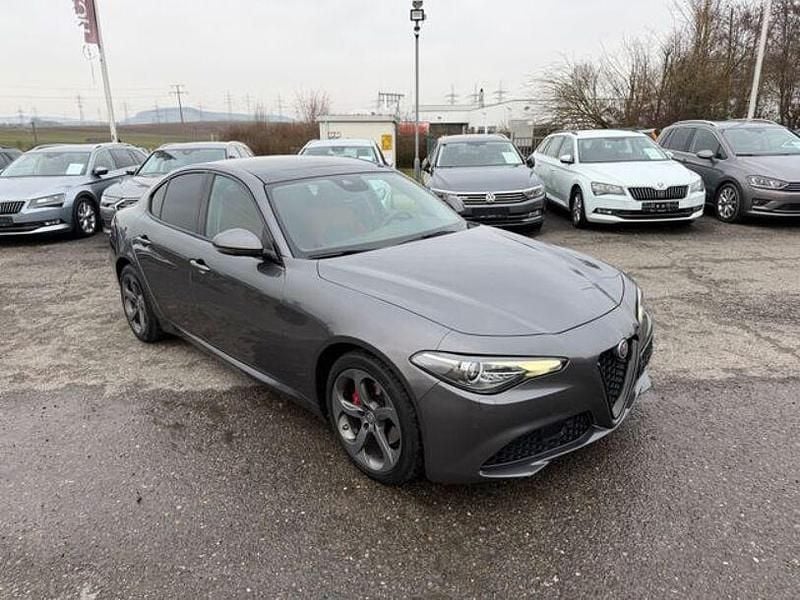 Gebraucht Alfa Romeo Giulia Super 200 PS (147 kW) 2019 Andere Limousine