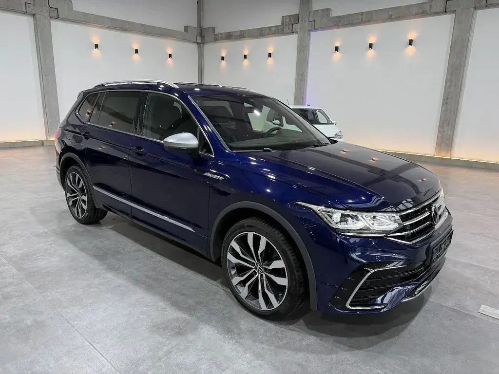 Gebraucht VW Tiguan Allspace R-line 245 PS (180 kW) 2023 Blau SUV